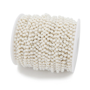 3mm witte gefacetteerde kralenketting met gouddraad op rol voor DIY-sieraden
