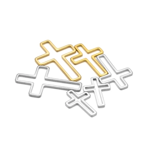 Minimalistische holle kruishangers in goud en staal voor DIY sieraden maken