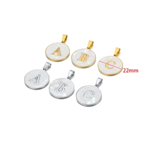 Runde 22mm Muschel-Alphabet-Anhänger in Gold und Silber für DIY-Halsketten und Armbänder