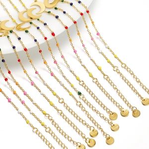 Bracciale in acciaio inossidabile con perle in smalto colorato e ciondolo a luna