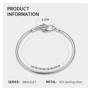 Detail of 925 sterling silver snake chain bracelet with 2.1cm animal lobster clasp