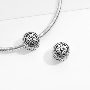 S925 sterling silver Canterbury Cross bead with vintage floral relief on snake chain