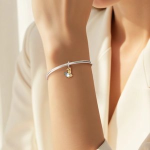 Bracciale a serpente in argento S925 con ciondolo a forma di coniglio placcato oro 14k