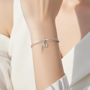 S925 sterling silver graduation cap pendant bracelet with colorful zircon and tassels