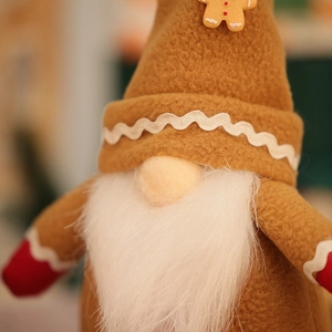 Gnome de Noël avec bonnet en polaire pain d'épices et barbe en fourrure blanche