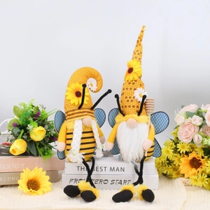 Set di gnomi ape in peluche con girasoli per decorazioni festive della casa