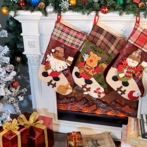 3D Cartoon Christmas Stocking Gift Bag With Santa Snowman Reindeer Applique Plush Fabric Fireplace Decor Holiday Party Decor