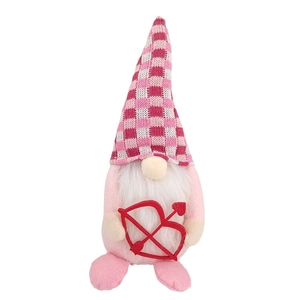 Rosa Valentinstag Wichtel Plüsch mit rotem Herzpfeil und karierter Hut Deko