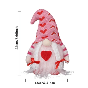Detail view showing a 22cm Valentine gnome plush with heart and pink knitted cap dimensions