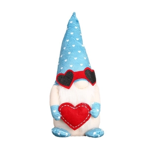 Gnome de Saint-Valentin bleu avec lunettes de cœur rouges et bonnet à motifs