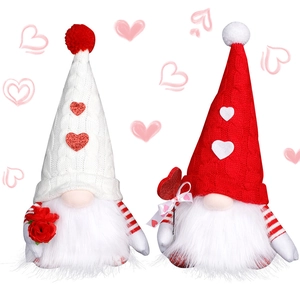 Paire de gnomes de la Saint-Valentin lumineux avec paillettes et cœurs en peluche