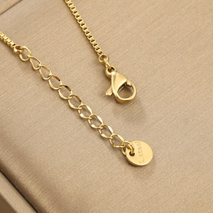 Bracelet marguerite doré en acier inoxydable avec fermoir mousqueton et chaîne d'extension