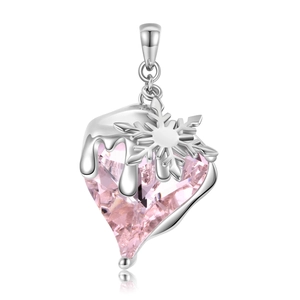 Detail van de S925 zilveren hartketting met roze zirkoon en gesmolten sneeuwvlokje