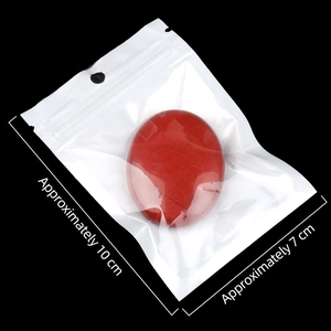 Pierre de jaspe rouge polie 38x48mm pour massage aux pierres chaudes et spa aromathérapie