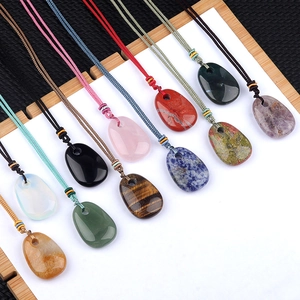 Natürlicher Halbedelstein Trapez Anhänger Kette Polierter Quarz Achat Stein Handgewebtes Seil Verstellbare Ethnische Halskette Für Unisex Schmuck Geschenk