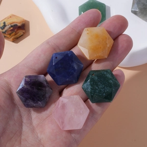 Pendenti in cristallo naturale sfaccettato esagonale per creazione gioielli fai-da-te