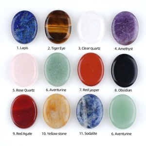 Collezione di cabochon in cristallo naturale e pietre ovali da 28 mm in 11 vari materiali