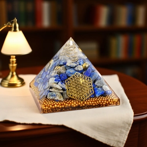 Générateur d'Énergie Pyramide d'Orgone Guérison Pierre de Cristal Naturelle Ornement en Résine Fait Main Fleur de Vie Cube de Métatron Décoration de Bureau Maison