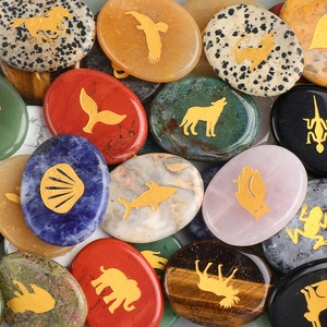 Pietra da Palmo in Pietra Naturale Intagliata a Forma di Animale Cristallo Curativo Reiki Meditazione Incisione Oro Per Decorazione