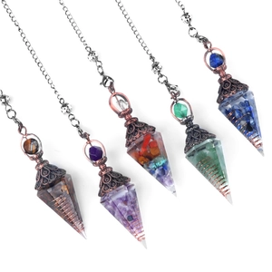 Collana con Ciondolo Pendolo in Resina Agata Cristallo a Cono Esagonale Vintage Gioielli in Pietra Curativa con Catena in Lega
