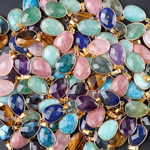 Colgantes de piedras semipreciosas en forma de gota facetada con bordes bañados en oro