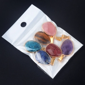 Set de colgantes de amatista natural y piedras preciosas facetadas con bordes chapados en oro