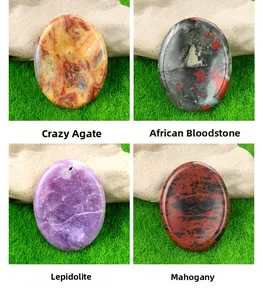 Griglia dettagliata di agata pazza, pietra del sangue africana, lepidolite e mogano lucidati