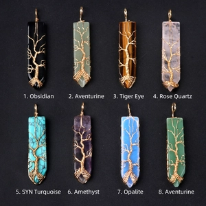 Set van 8 natuurlijke agaat kristallen levensboom hangers gewikkeld met draad