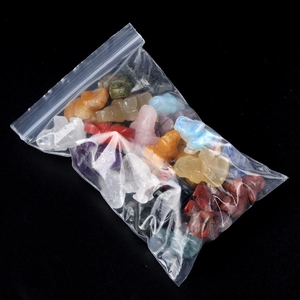 Mix aus 1-Zoll handgeschnitzten Naturstein-Elefanten aus Rosenquarz, Achat und Kristallen