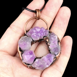 Vintage Natural Amethyst Raw Stone Donut Pendant Necklace Copper Alloy Ring Inlaid Handmade Bohemian Jewelry For Women