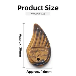 Maße des Tigerauge-Kristallflügelanhängers mit 30 mm Höhe und 16 mm Breite