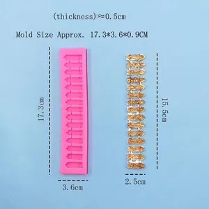 Pink silicone fence mold and brown wood texture cake decoration with measurements