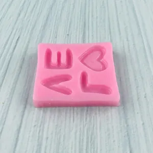 Stampo in silicone LOVE rosa per cioccolato fai da te, torte e artigianato in resina
