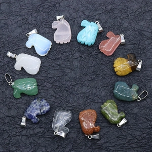 Set van 12 gemengde edelsteen konijn hangers met zilveren sluitingen in diverse kleuren