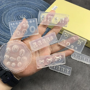 Stampi 3D in silicone con orsi e fiocchi per nail art fai-da-te e decorazioni in resina