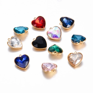 Colgantes de corazón de cristal coloridos con marco de metal dorado para joyería DIY