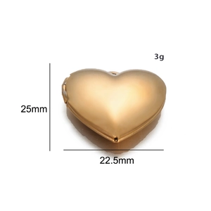 Detailed dimensions of heart locket pendant with 25mm height and 22.5mm width