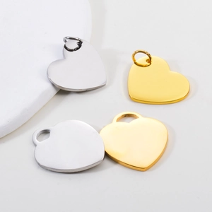 Polished mirror stainless steel heart pendants in gold and silver for DIY jewelry making