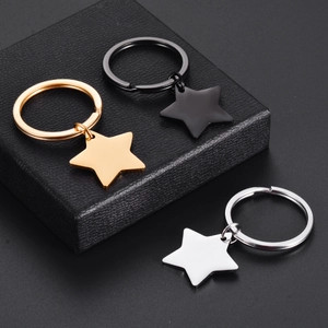 Porte-clés étoile en acier inoxydable en or, noir et argent avec finition miroir