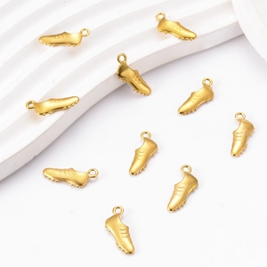 Colgantes de bota de fútbol dorados en acero inoxidable para joyería DIY y pulseras