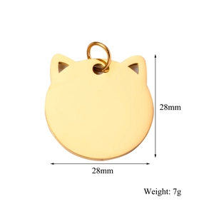 Detail view of 28mm golden cat head pet tag made of smooth stainless steel with ring