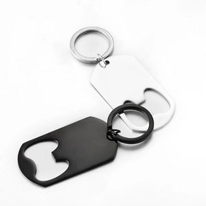 Porte-clés décapsuleurs en acier inoxydable poli, disponibles en finitions argent et noir