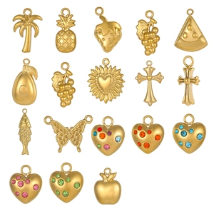 Lot de 18 pendentifs en acier titane doré avec icônes de fruits et croix pour bijoux DIY