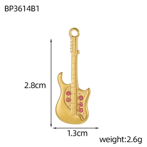 Detailed view of guitar pendant with pink zircons and precise dimensions 2.8cm by 1.3cm