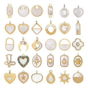 Colección de colgantes geométricos de acero con nácar en forma de corazón y estrella