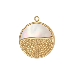 Colgante redondo de oro minimalista con nácar blanco y diseño de textura reticulada
