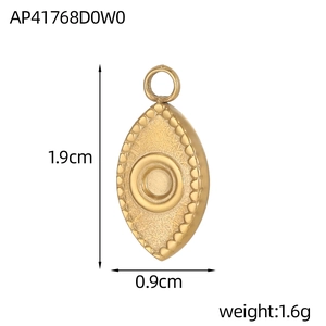 Colgante ojo barroco de acero inoxidable con medidas de 1,9 cm de alto y 0,9 cm de ancho