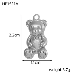 Spécifications de taille pour pendentif ours en argent avec hauteur 2,2cm et largeur 1,1cm