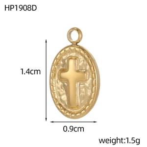 Detailansicht goldener Oval-Kreuzanhänger mit Maßen 1,4cm x 0,9cm und Gewicht 1,5g