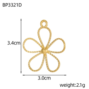 Macro shot of 3.4cm gold-plated flower charm pendant with delicate cutout design for jewelry DIY